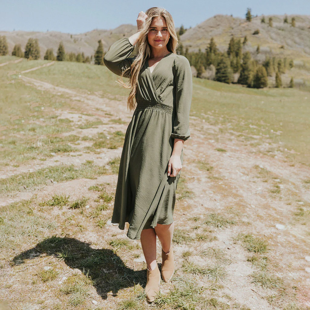 Carrie Dress (Khaki)