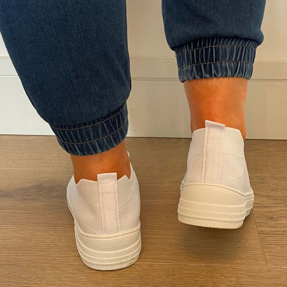 Phoebe Trainers (White) - Image 9