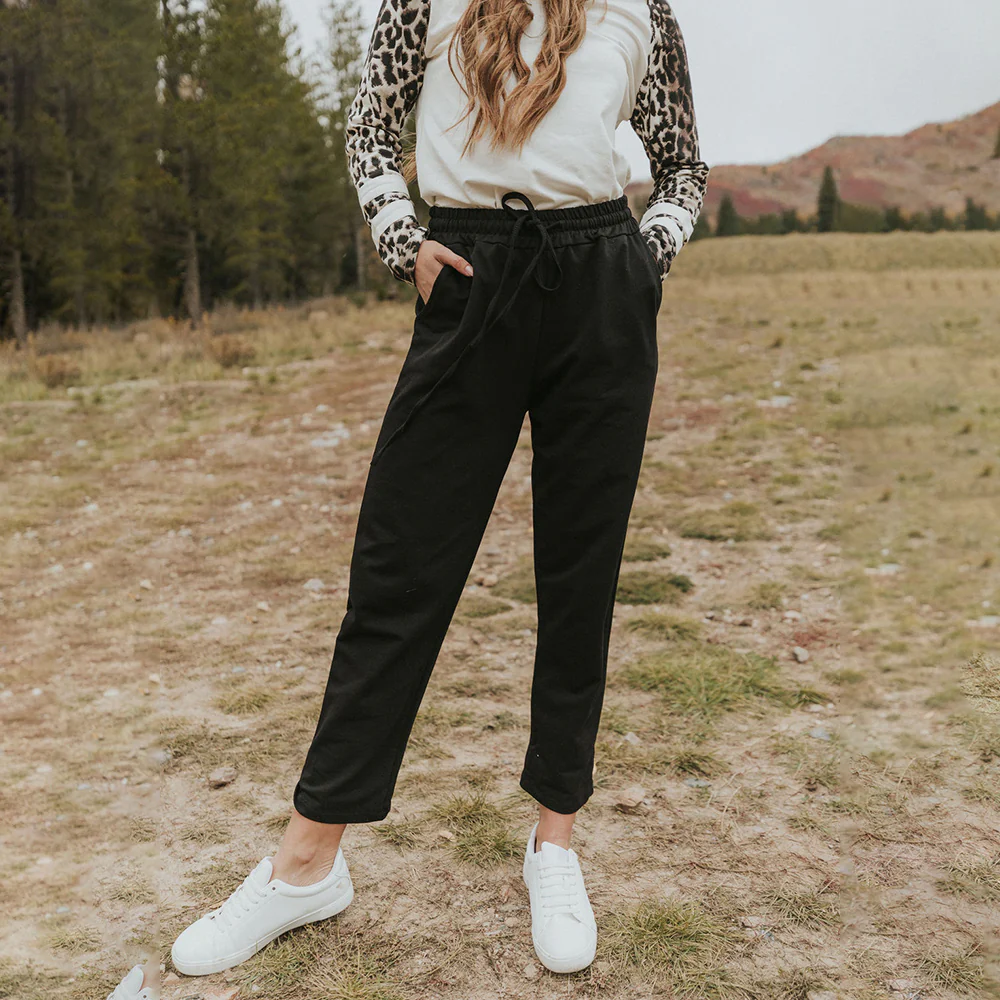 Claudia Joggers (Black) - Image 10