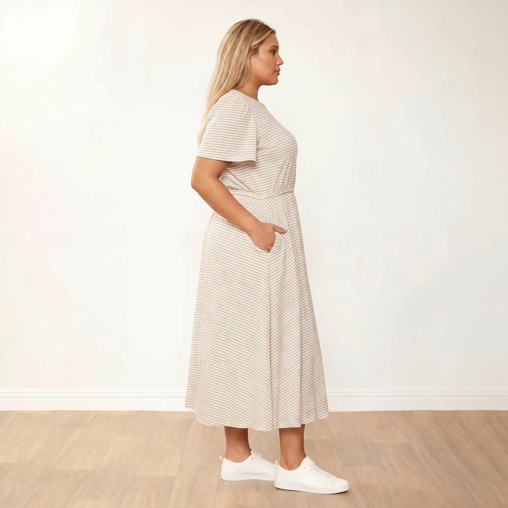 Eilish Dress (Cream/Blue) - Image 12
