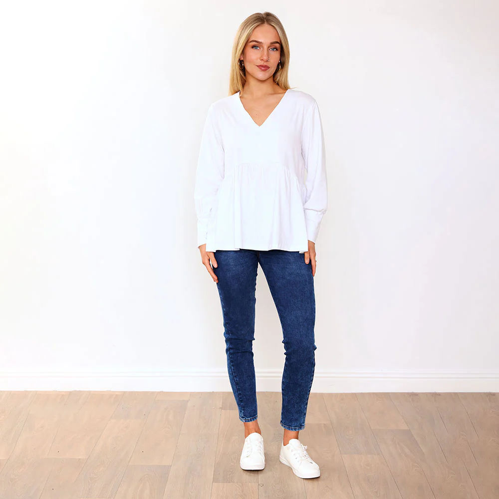 Eve Jeans & Luna Top for €58.00 - Image 3