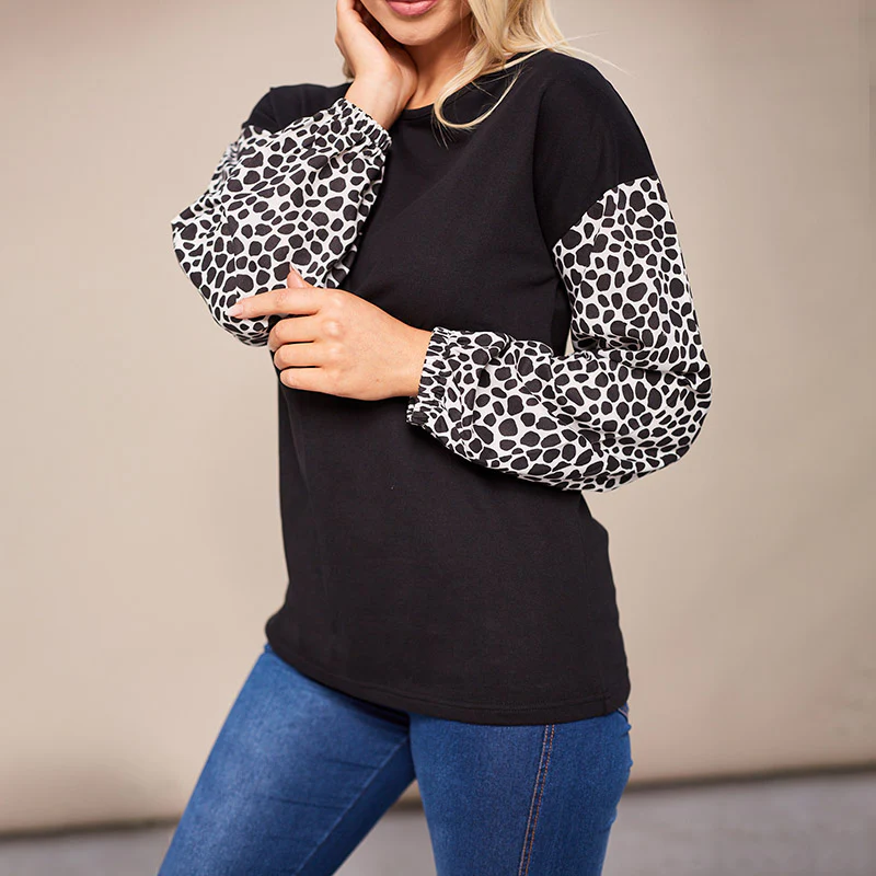 Gina Giraffe Print Top Black - Image 15