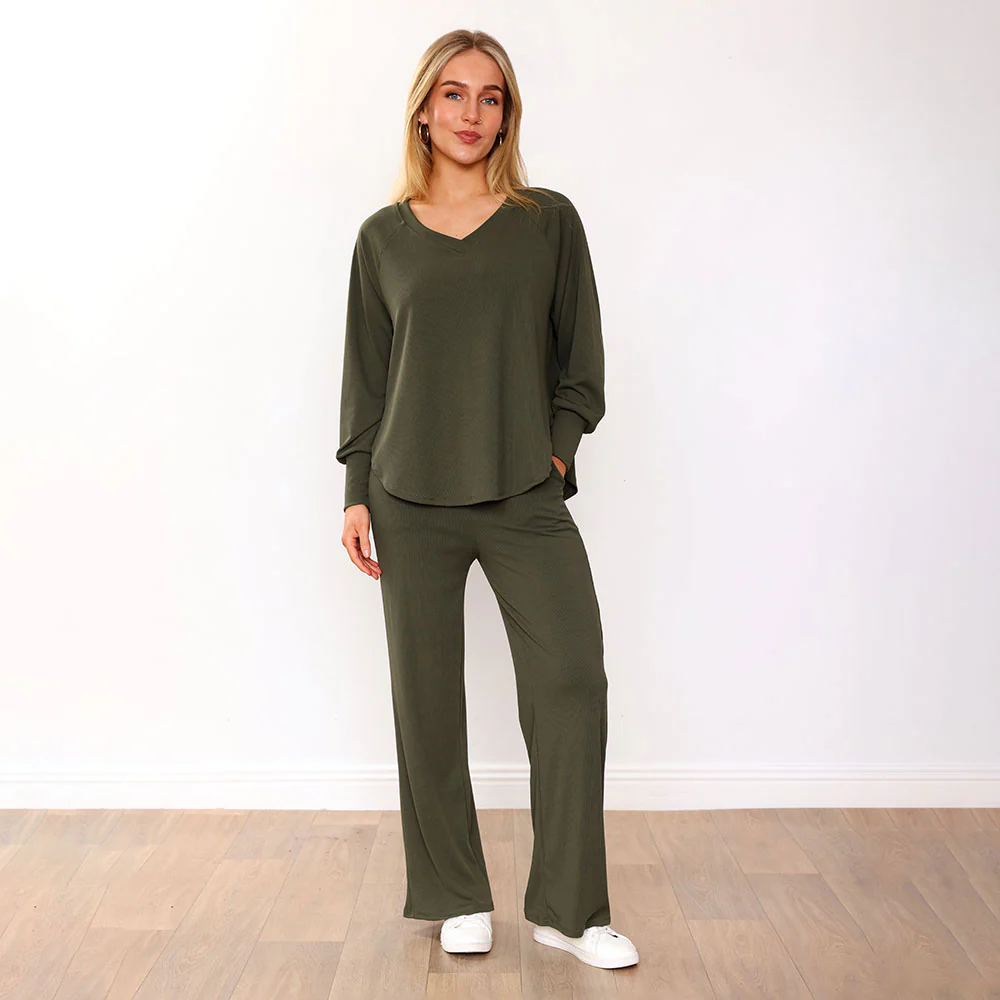 Layla Co-Ord (Navy& Khaki) for €105.00 - Image 3