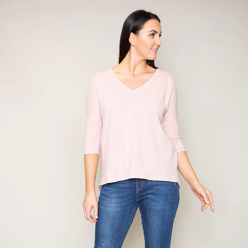 Perry Relaxed Fit V Neck Top (Blush)