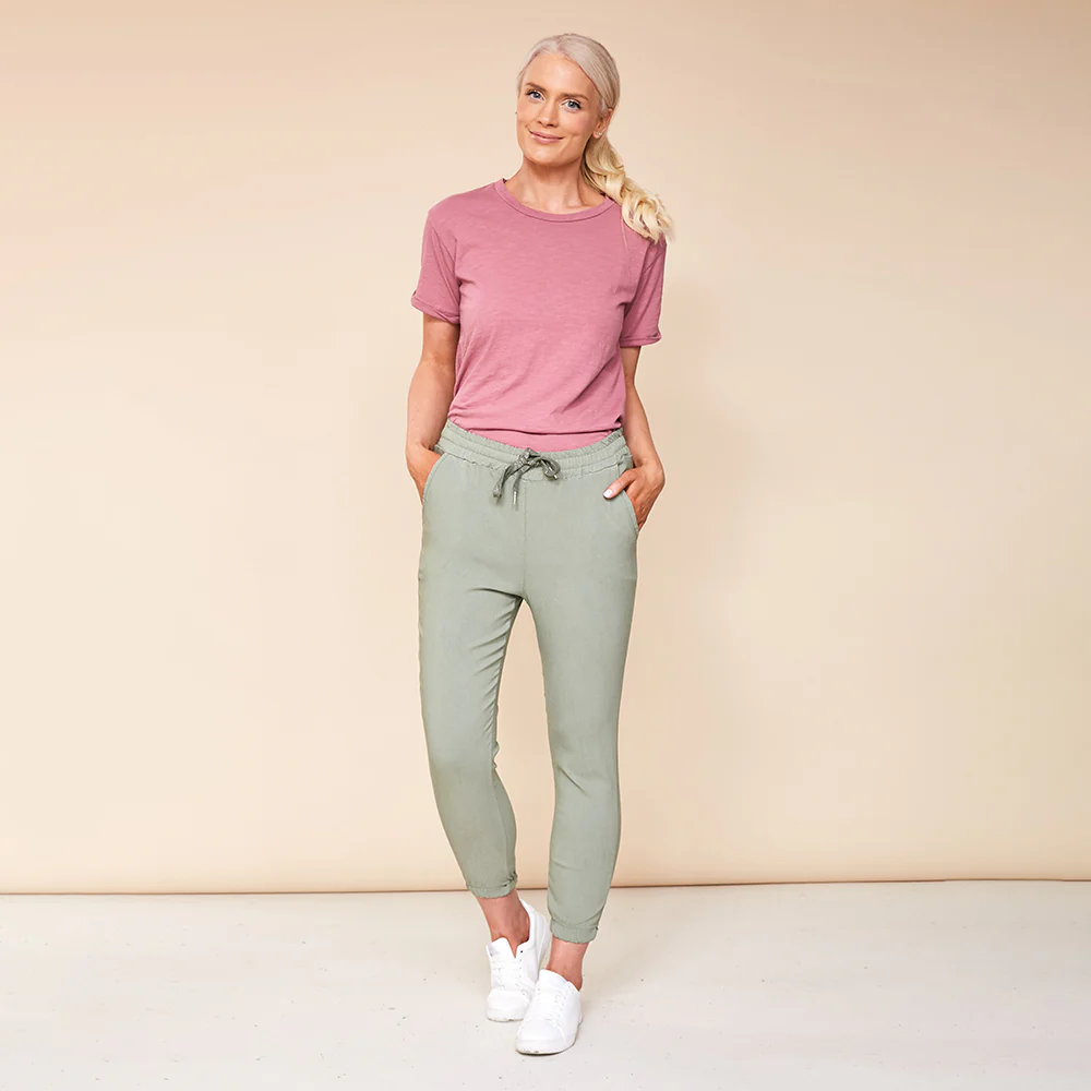 Lea Stretch Jogger  (Khaki)