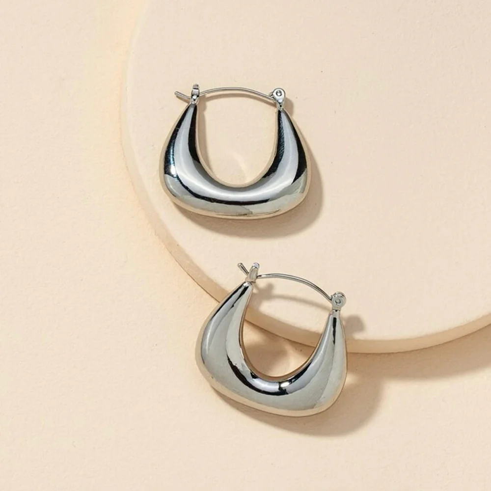Sarina Hoop Earrings (Silver)